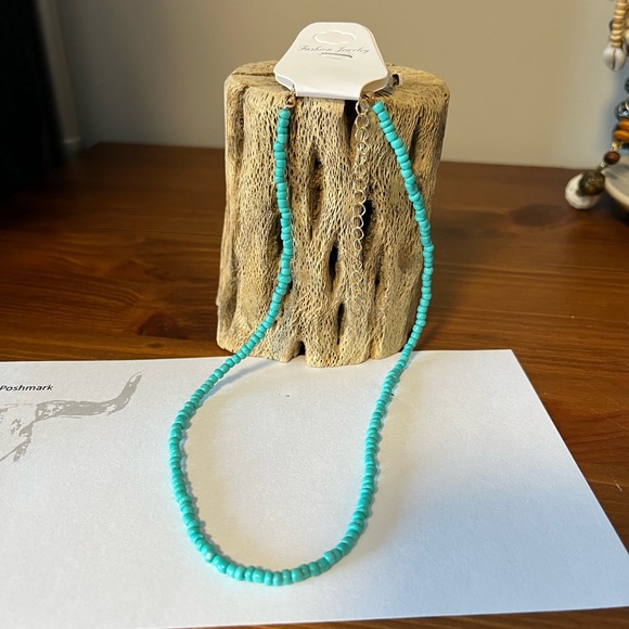 ✨ 3/$15✨ Beaded turquoise necklace - Picture 2 of 2